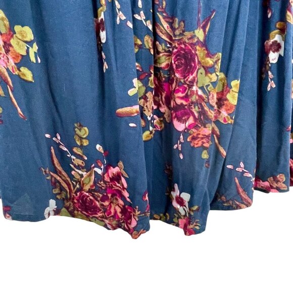 Terra & Sky Flutter Sleeve Blue Floral Blouse Sz 14W Smocked Neck Dark Romantic - Picture 12 of 15